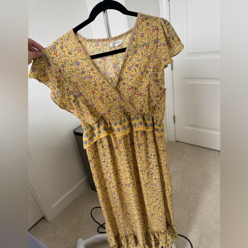 Max Studio Floral Print Dress with Yellow and Red